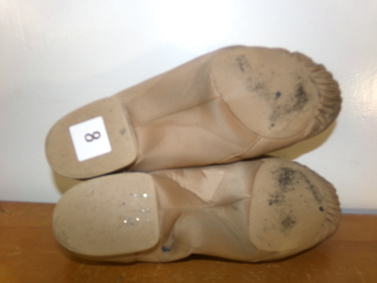 Pre-Owned Jazz Shoes DanzNMotion Adult 8M Tan Slip On Leather  Split Sole