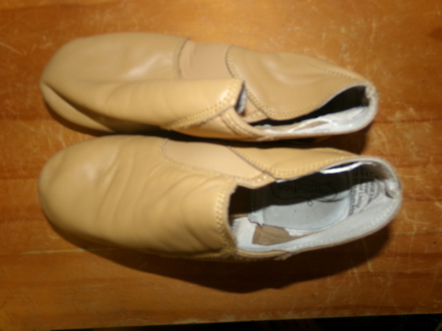 Pre-Owned Jazz Shoes Revolution Tan 5M Adult Canvas Split Sole