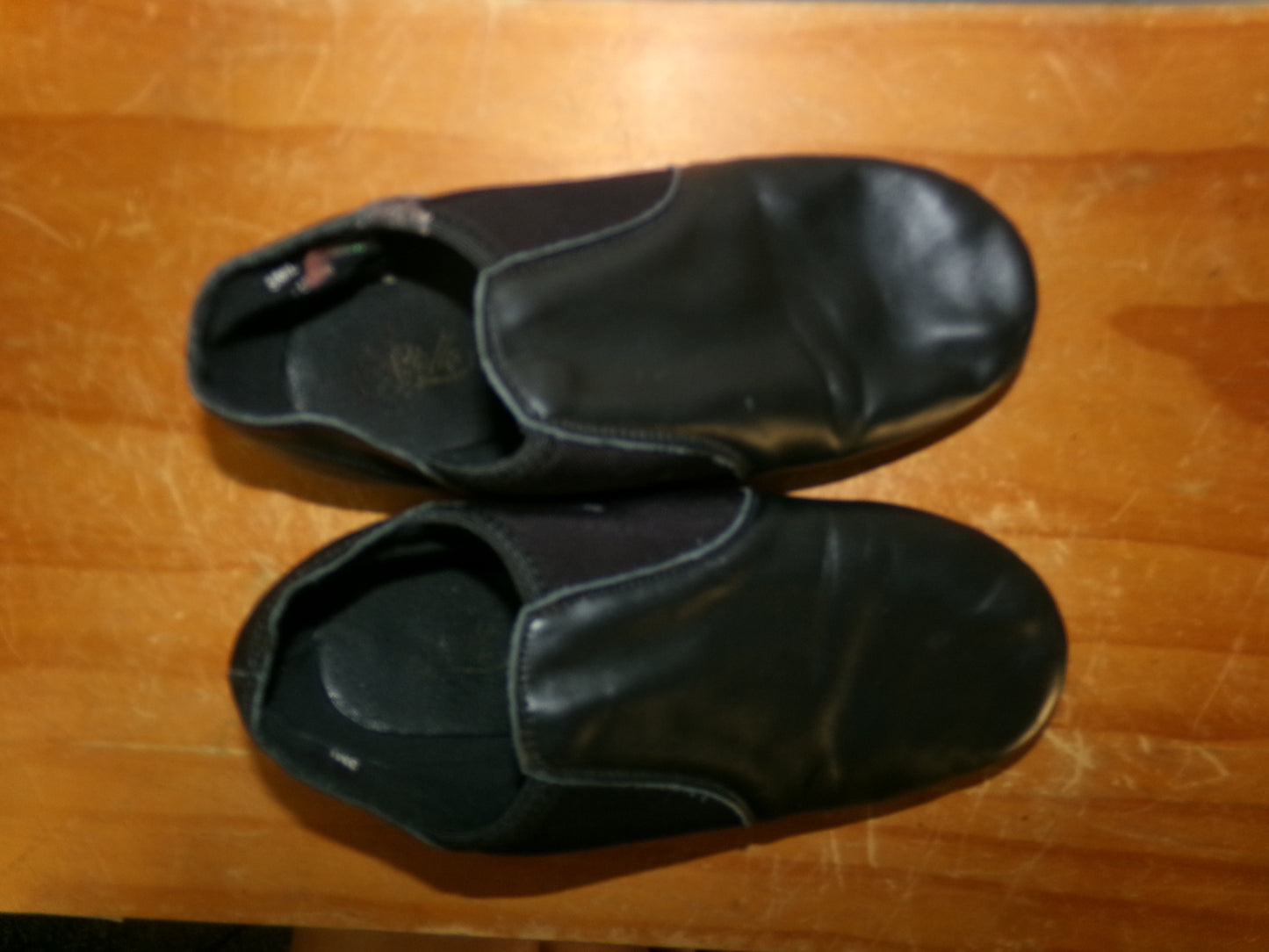 Pre-Owned Jazz Shoes Stelle Big Kid 3M Leather Slip On