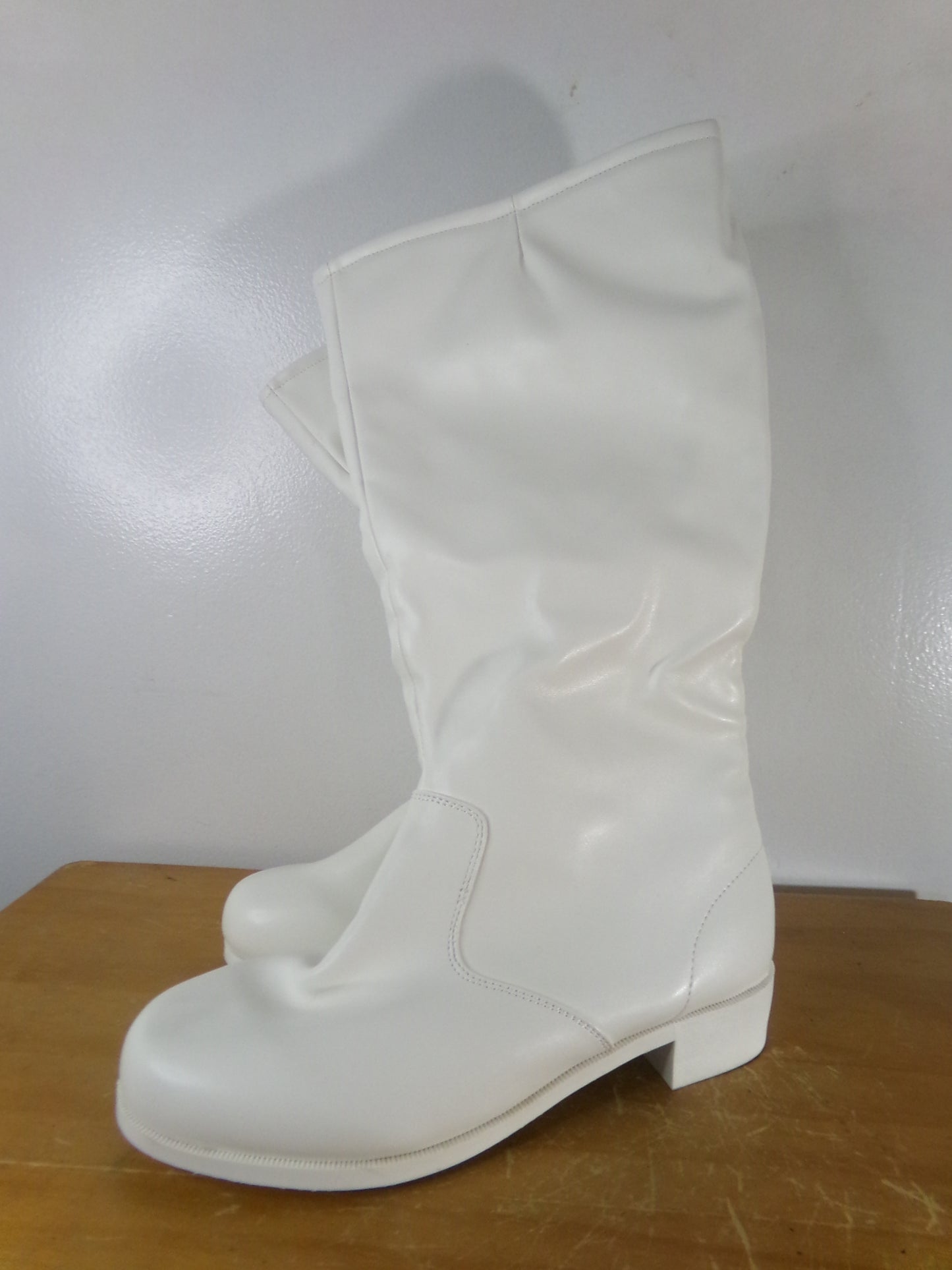 Pre-Owned Parade Shoes Gotham 8M Knee High Zip Up Rubber Soles