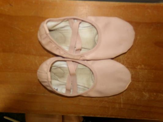 Pre-Owned Ballet Shoes Stelle 1M Leather Single Strap Full Sole