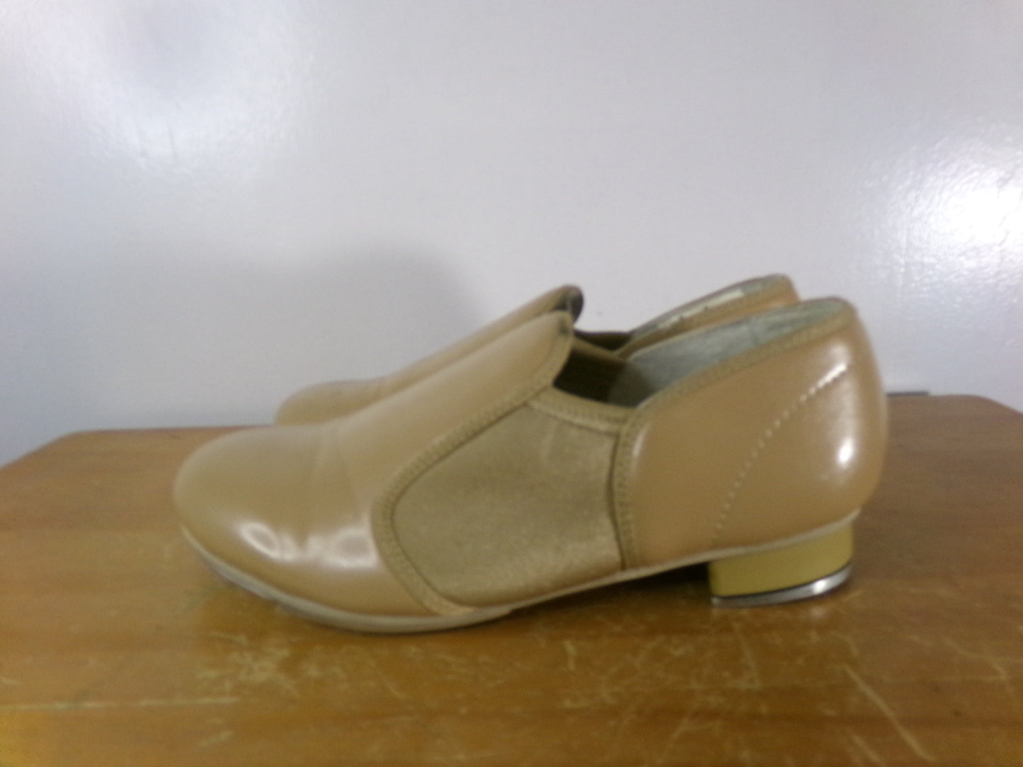 Pre-Owned Tap Shoes Revolution Little 5M Slip On Oxford Man Made  Full Sole Student
