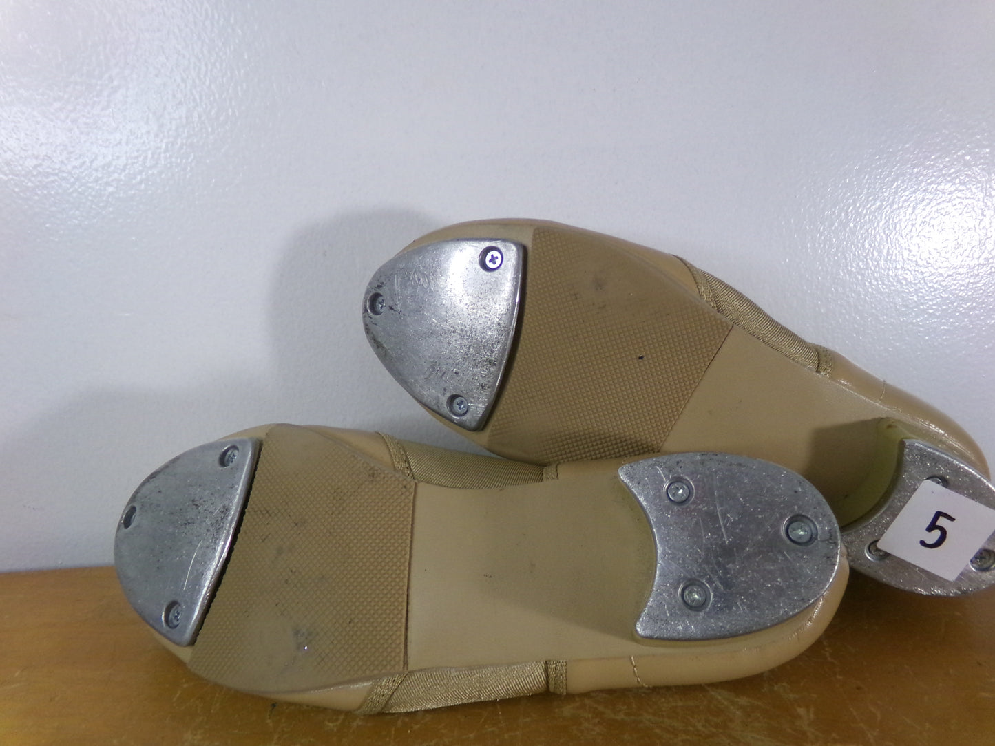Pre-Owned Tap Shoes Revolution Little 5M Slip On Oxford Man Made  Full Sole Student