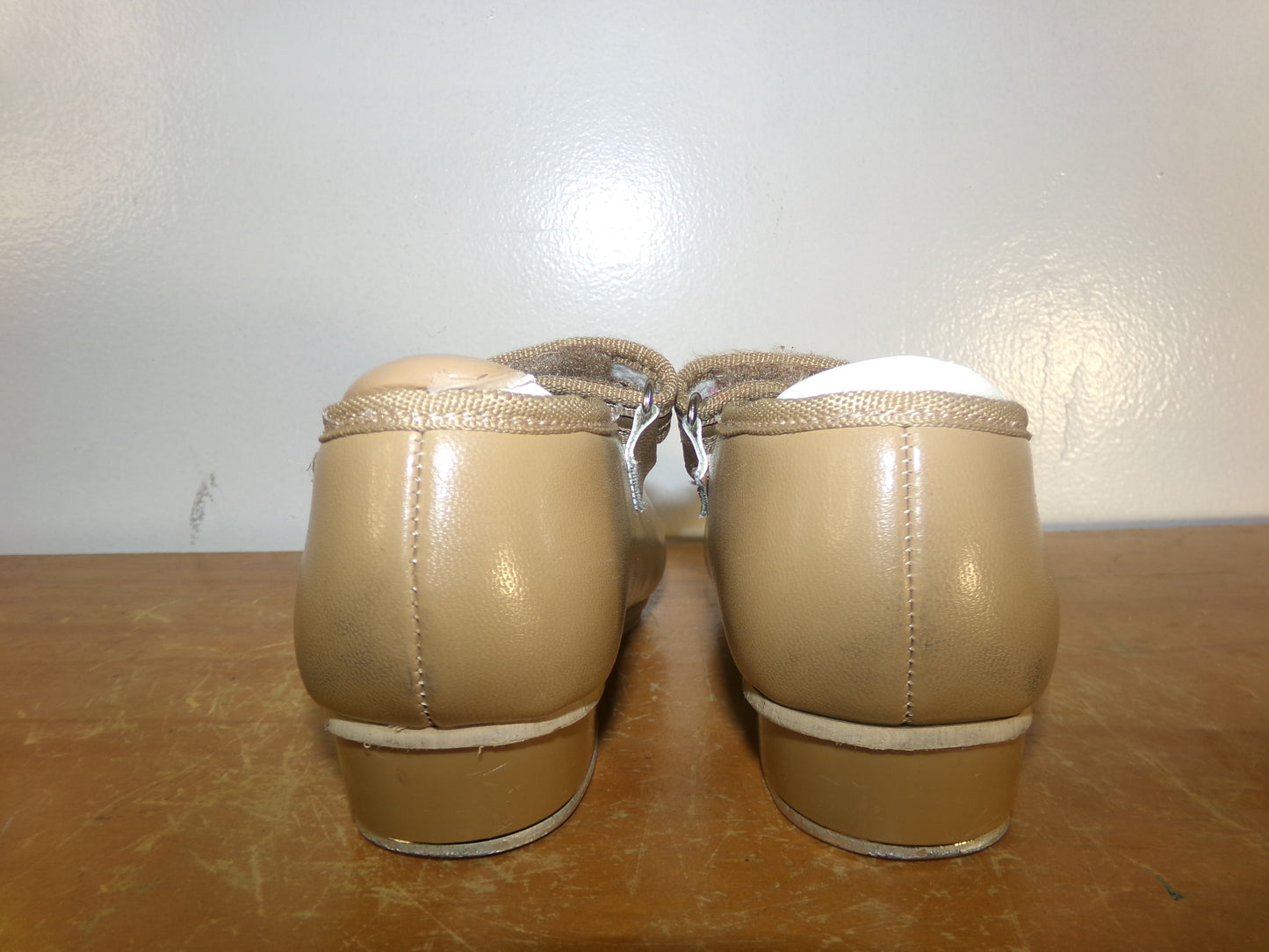 Pre-Owned Tap Shoes Revolution Girls 10M Tan Mary Jane Leather Loop Strap