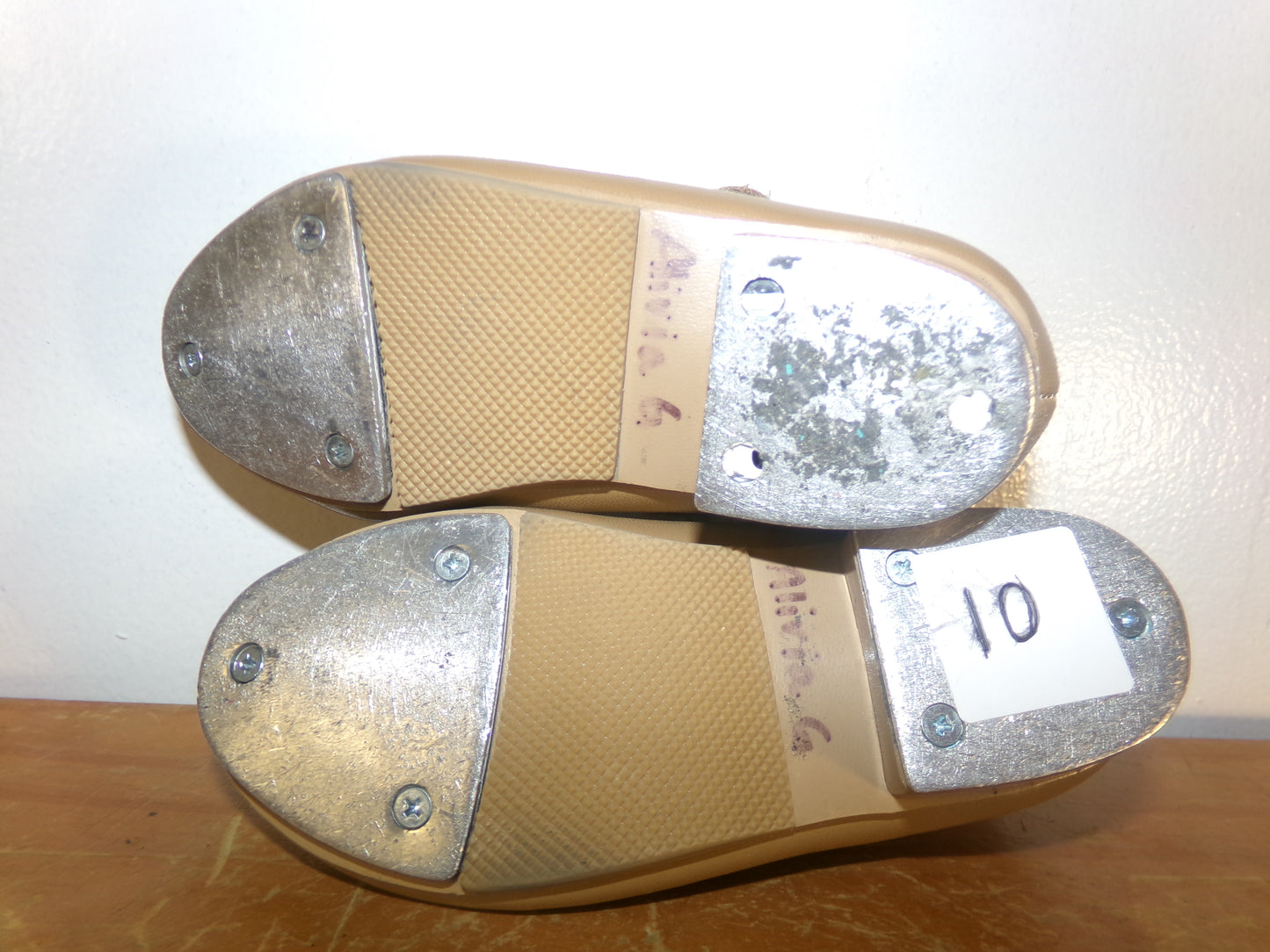Pre-Owned Tap Shoes Revolution Girls 10M Tan Mary Jane Leather Loop Strap