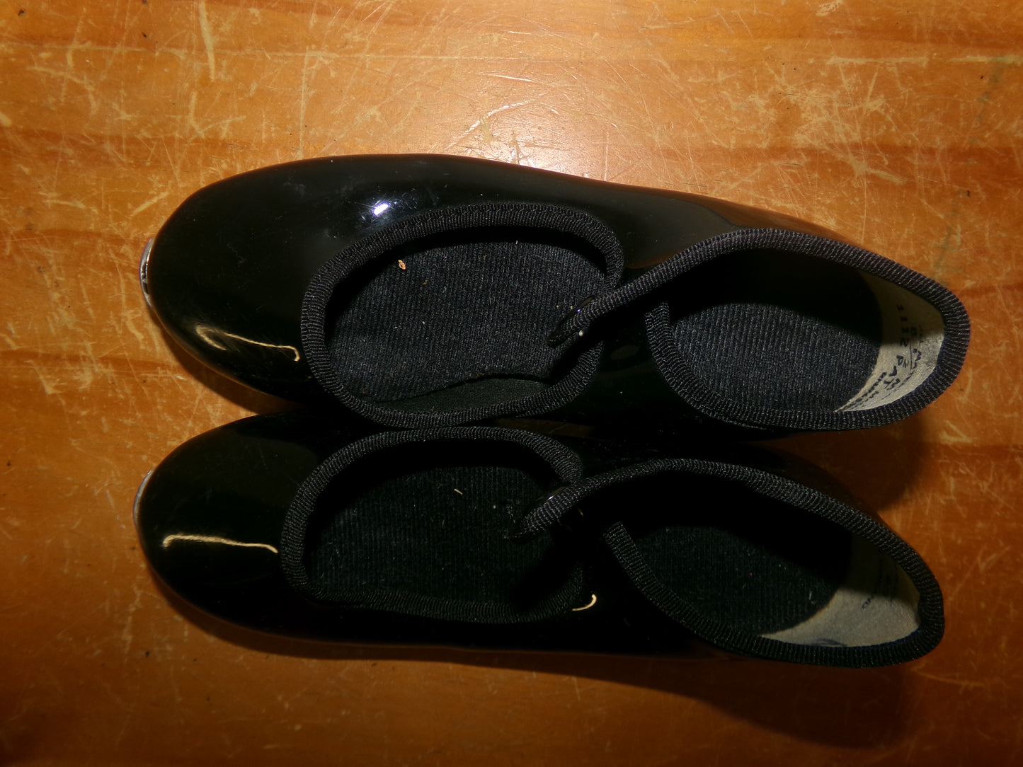 Pre-Owned Generic Black Tyette Tap Youth 8.5