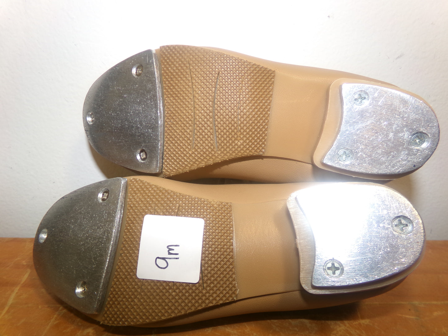 Pre-Owned Dance Tap Shoes Stelle Child 9M Mary Jane easy Strap Tan Velcro