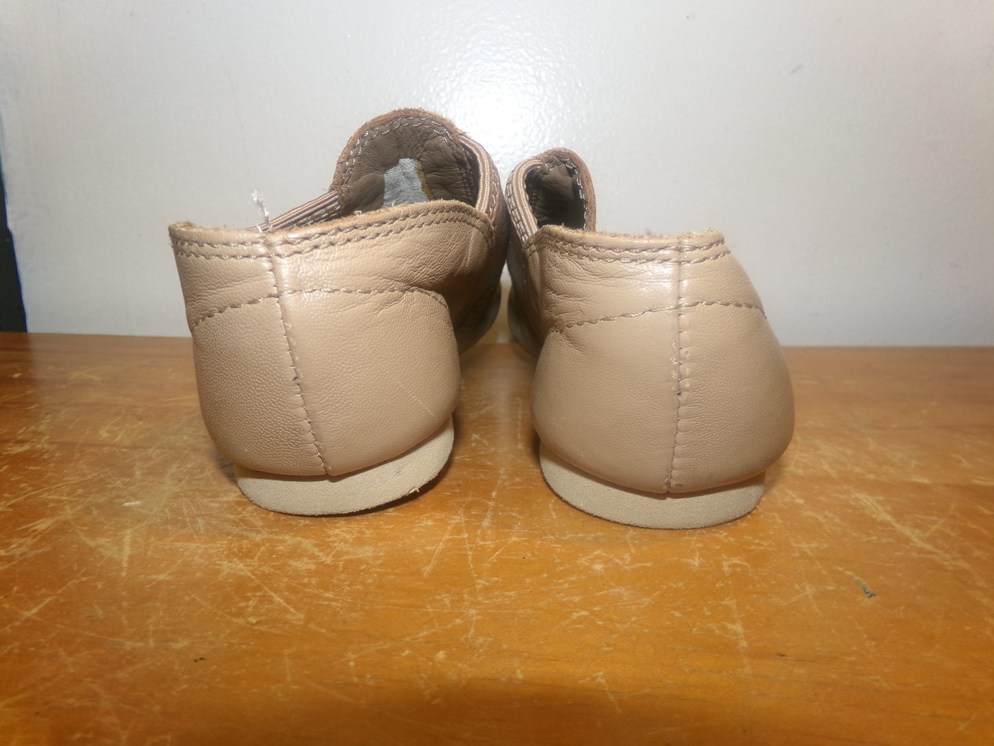 Pre-Owned Jazz Shoes Capezio 3M Child Side Elastic Leather Slip On Split Sole