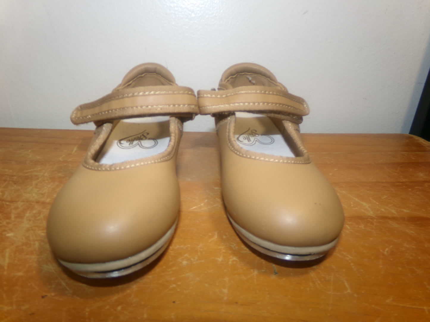 Pre-Owned Dance Tap Shoes Stelle Child 8M Mary Jane easy Strap Tan Velcro
