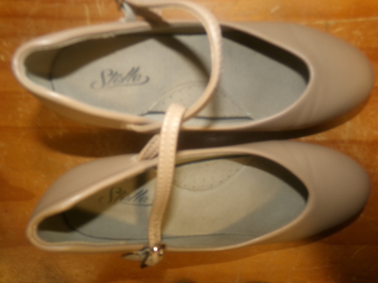 Pre-Owned Jazz Shoes Stelle Child 4M Leather Single Strap Closed Toe