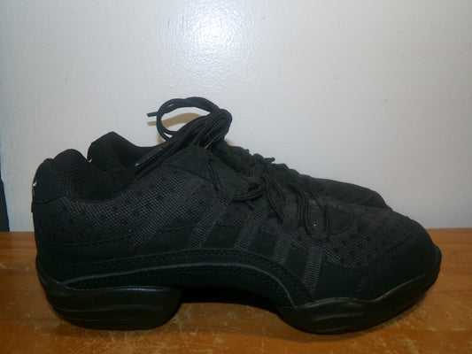 Pre-Owned Hip Hop Shoes Capezio 6M Adult Sneakers Leather Lace Up Split Sole