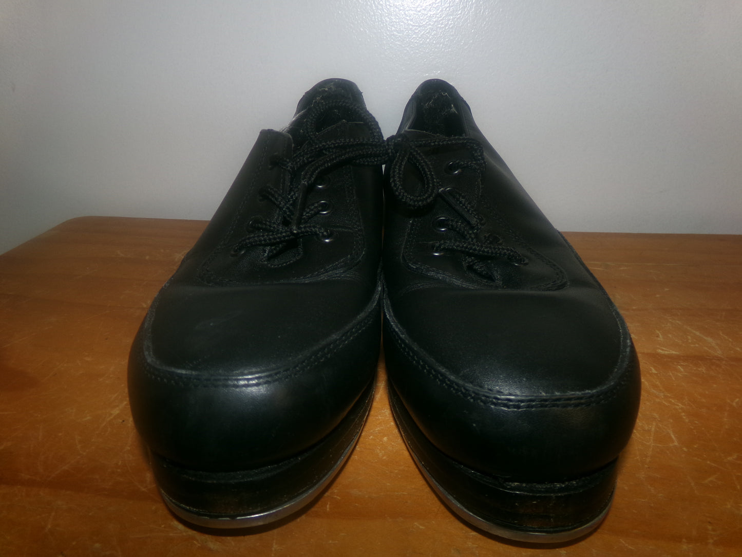 Pre-Owned Tap Shoes Dancing Fair Adult 9M Oxford Leather Lace Up Full Sole