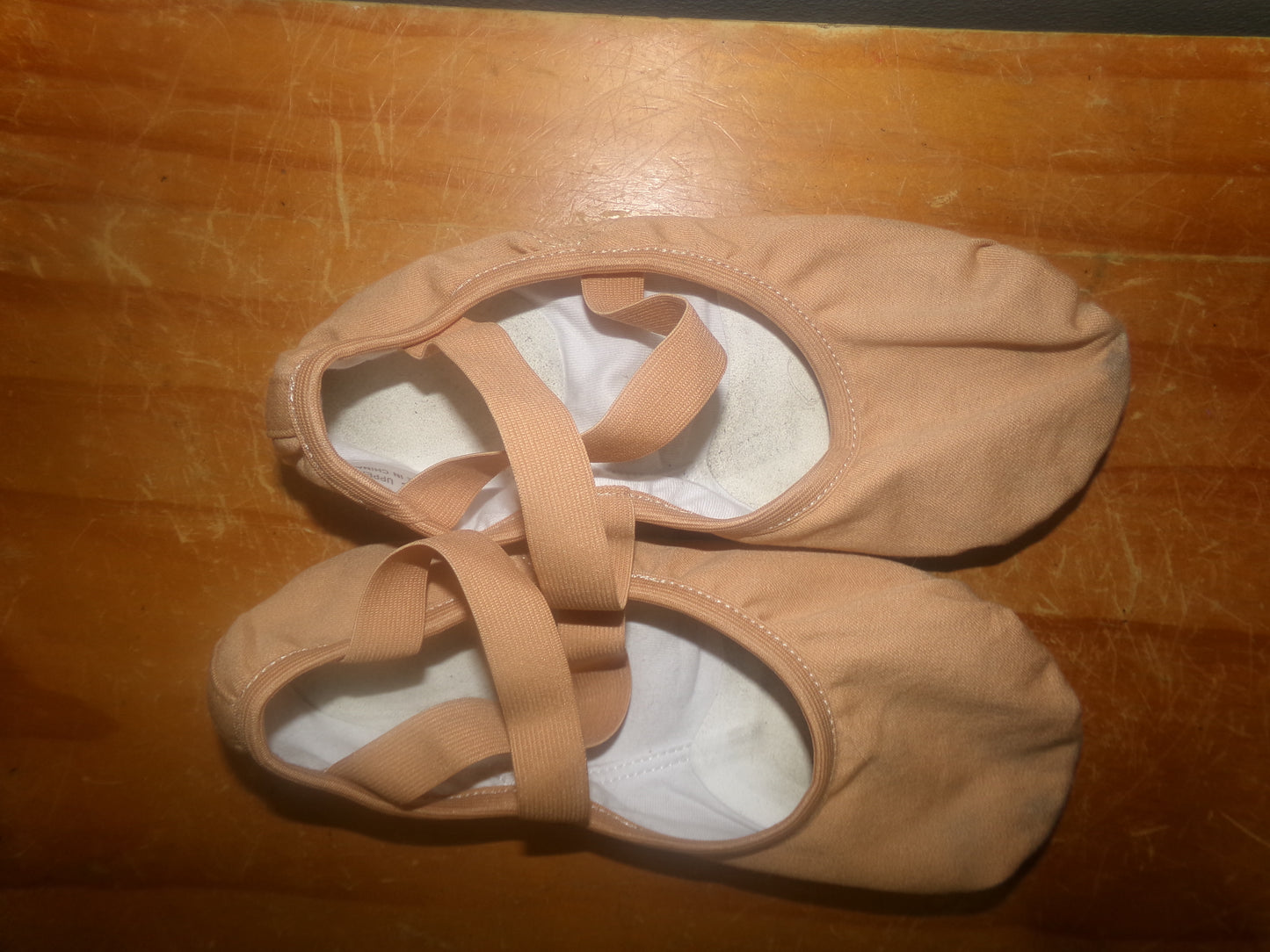 Pre-Owned Ballet Shoes Stelle Adult 8M Canvas Split Sole Cross Straps Nude