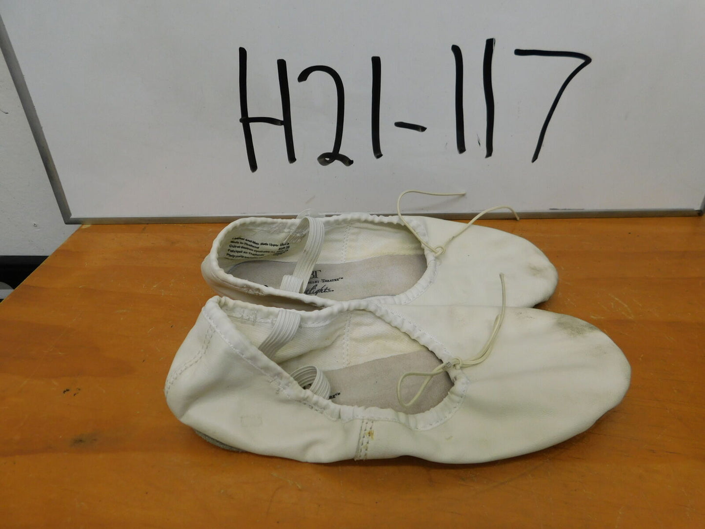 Pre-Owned Ballet Shoes ABT Big Kid 3M  Leather  Full Sole