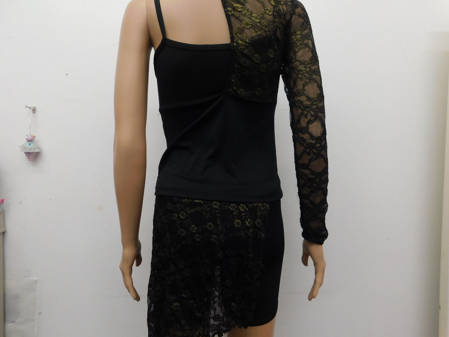 Pre-Owned Costume Unbranded   Small Adult Black  Contemporary