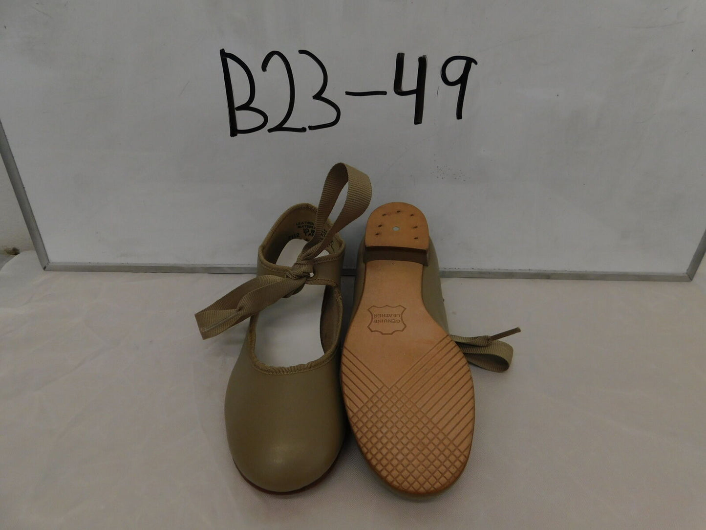 Pre-Owned Tap Shoes Barbette Toddler 10M Tyette Leather Ribbon or Elastic Student