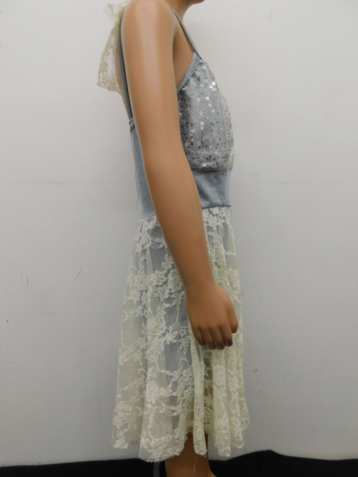 Pre-Owned Costume Costume Gallery  15263 Medium Child Gray Lace Dress Lyrical Sequin