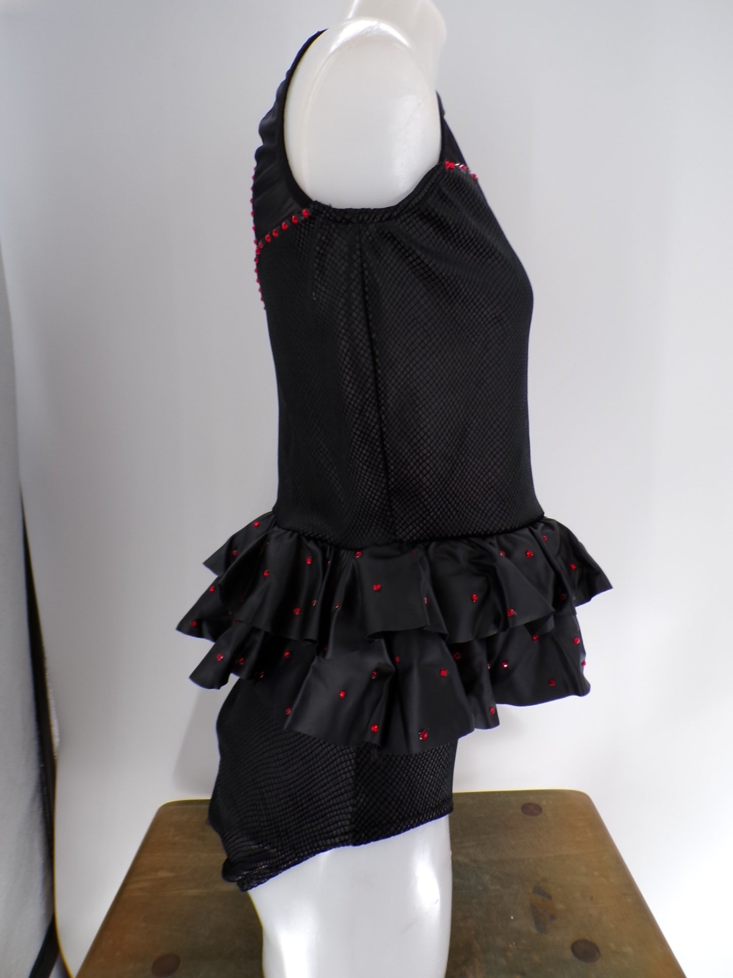 Pre-Owned Costume Reverence   XS Adult Black  Jazz