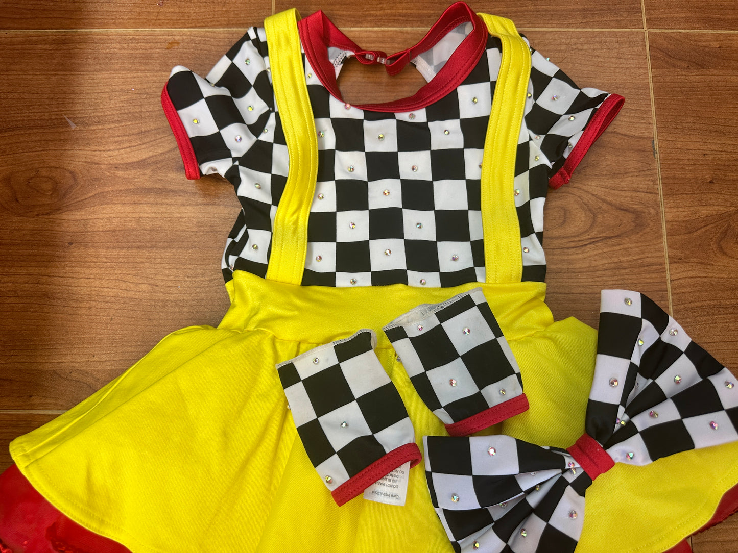 Pre-Owned Costume Small Child Yellow Weissman 12948 Tap Jazz Hip Hop Musical Theater Checkerboard Overalls Rhinestones