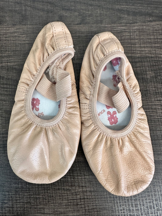 Pre-Owned Ballet Shoes SoDanca Toddler 11C Pull On Leather Single Strap Full Sole