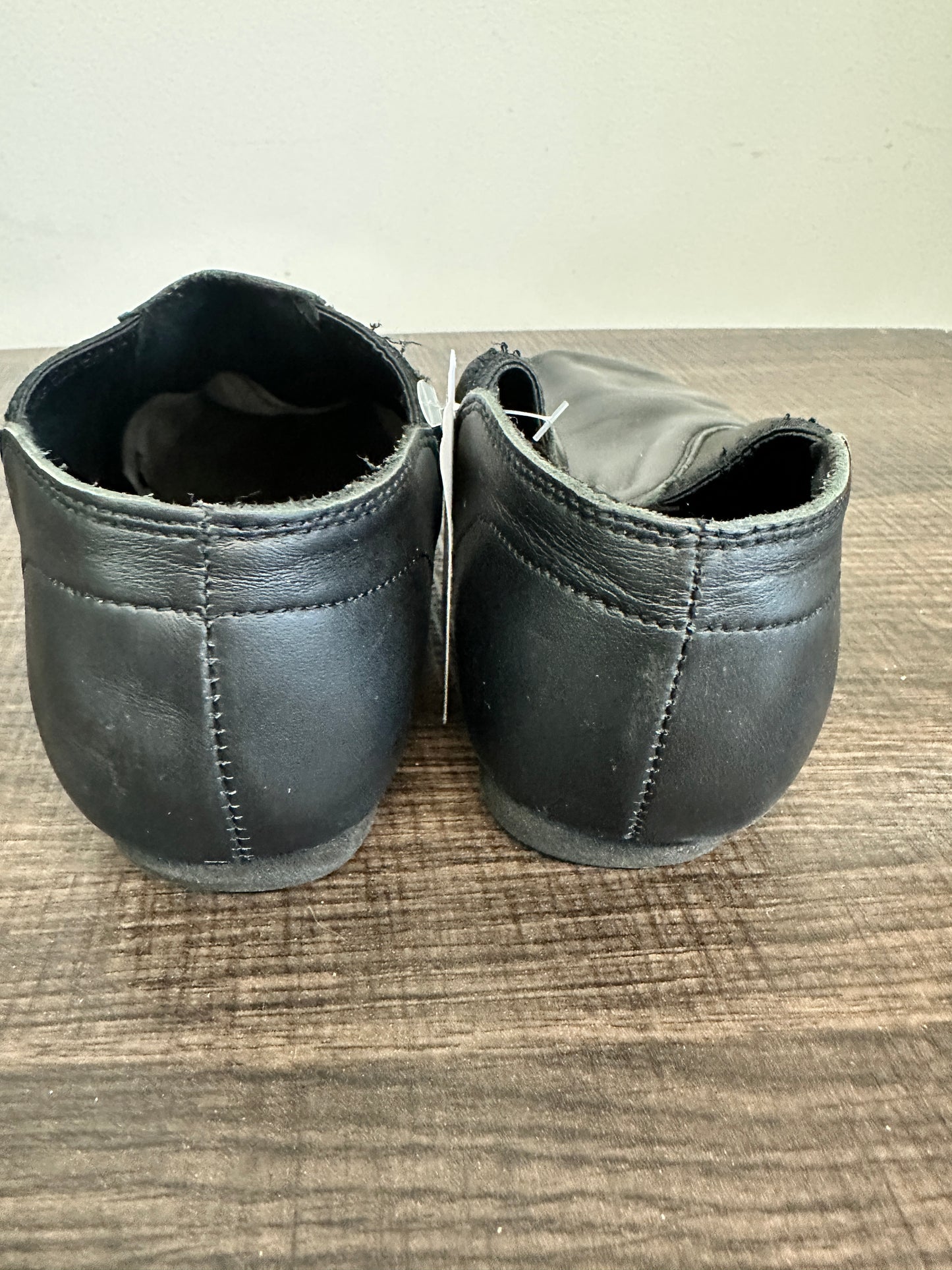 Pre-Owned Generic Jazz Shoe Youth 2 Black Leather Slip On