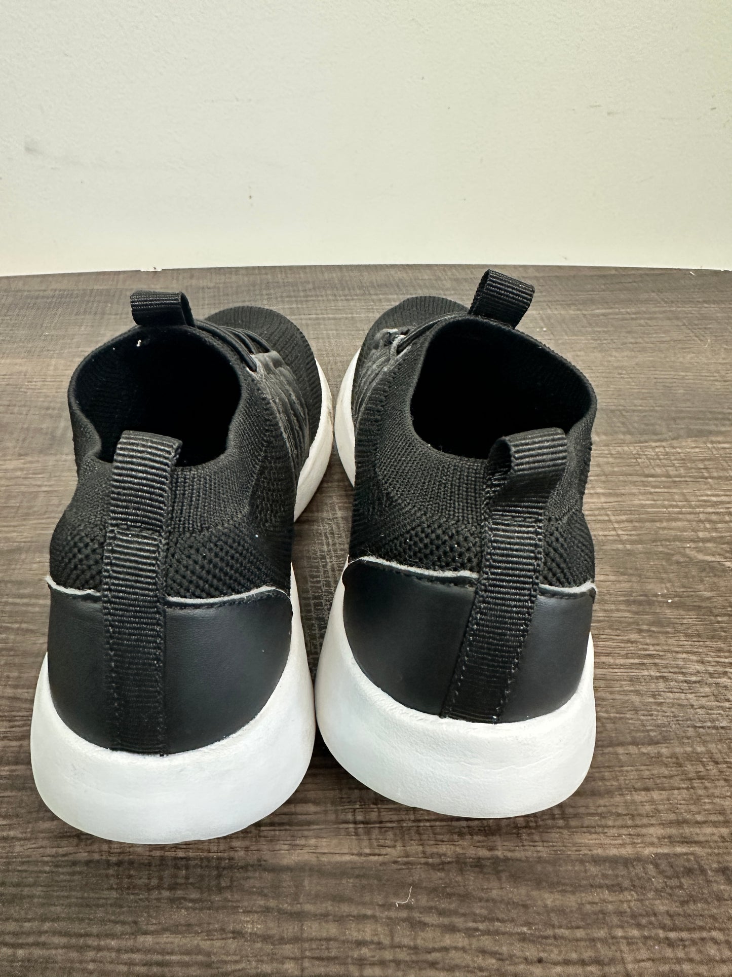 Pre-Owned Hip Hop Trainer by Weissman W375 Black White 1M Youth