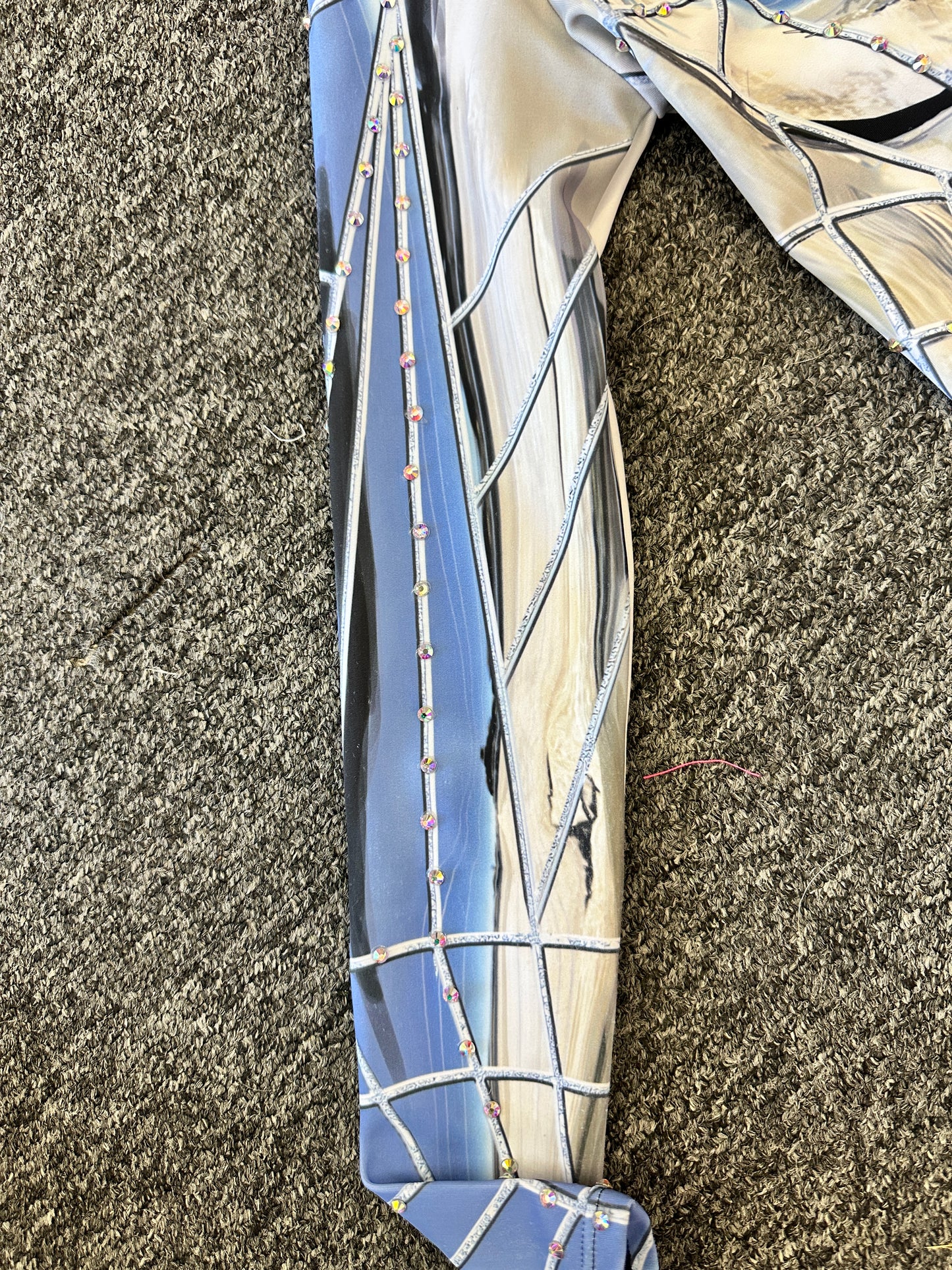 Pre-Owned Costume XS Adult Blue Space Badinka Covered in Rhinestones Full Body Jazz Tap Latin Musical Theater Acro