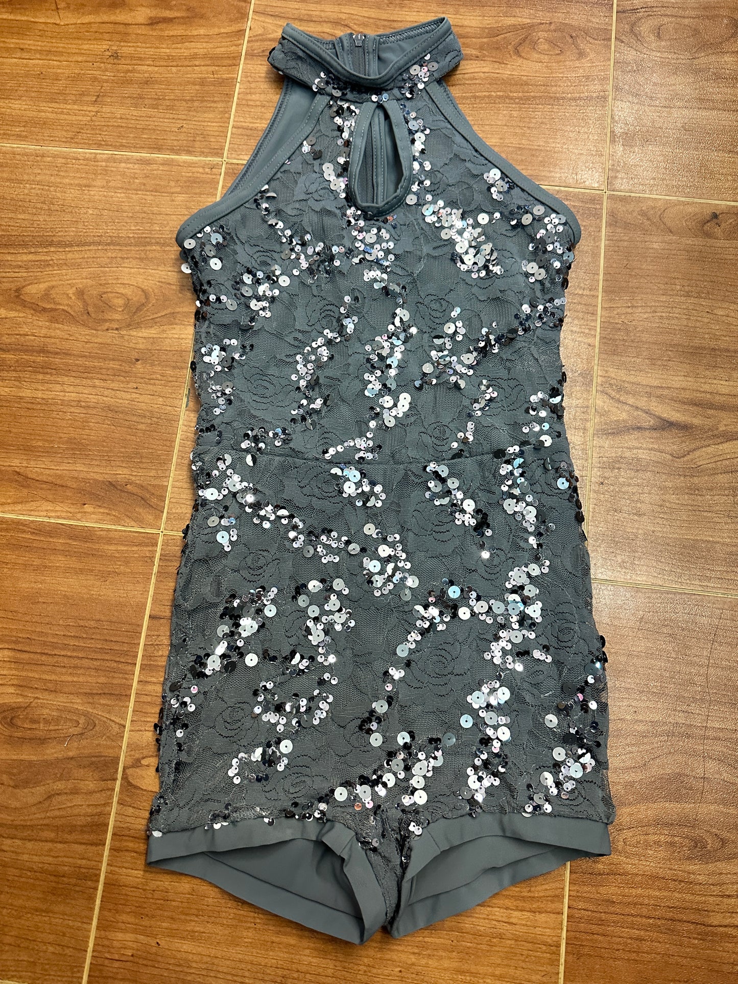 Pre-Owned Costume Balera SL10220 Medium Adult Gray