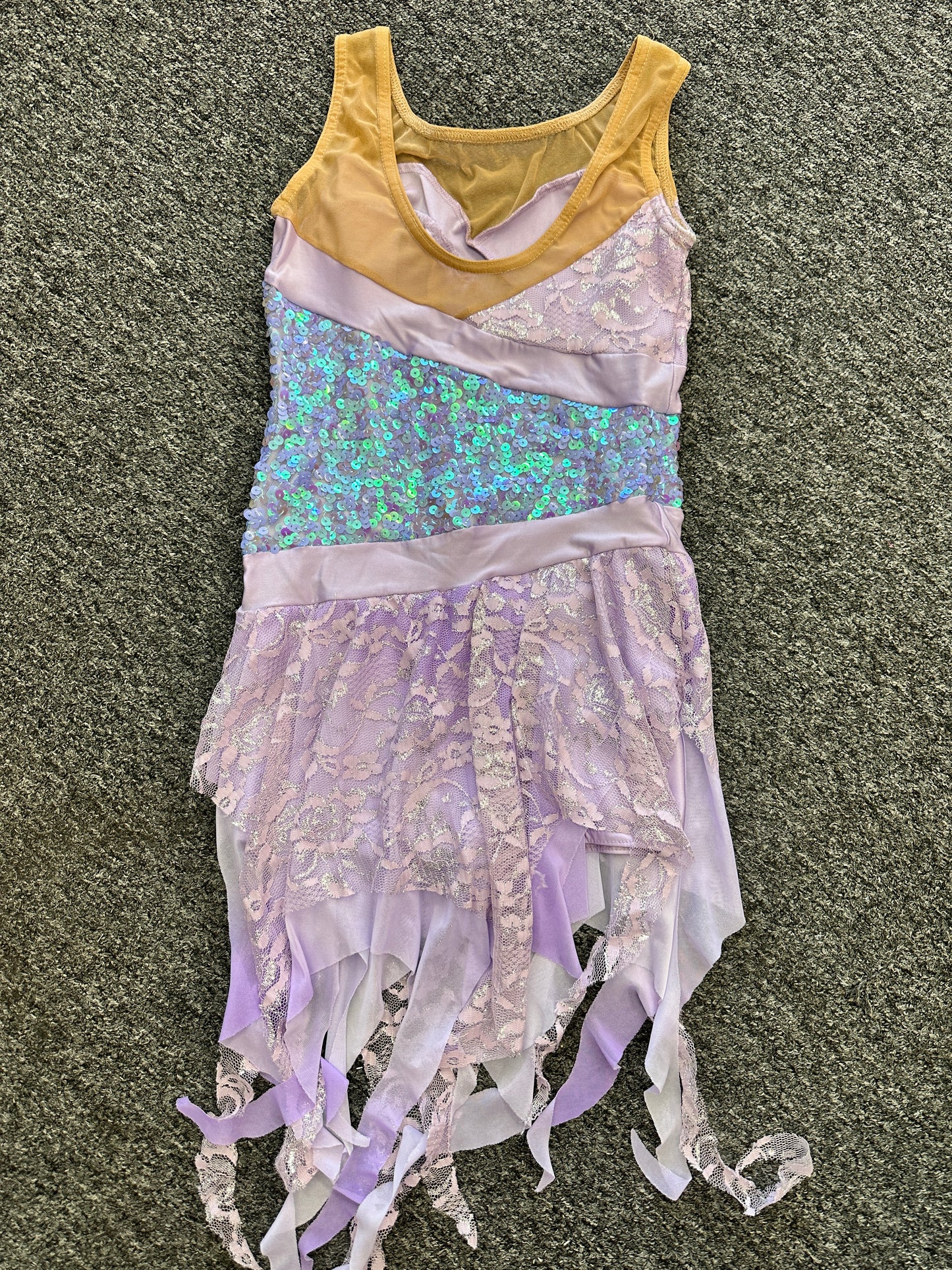 Pre-Owned Costume Wish Come True Lavender Large Child Lyrical Ballet