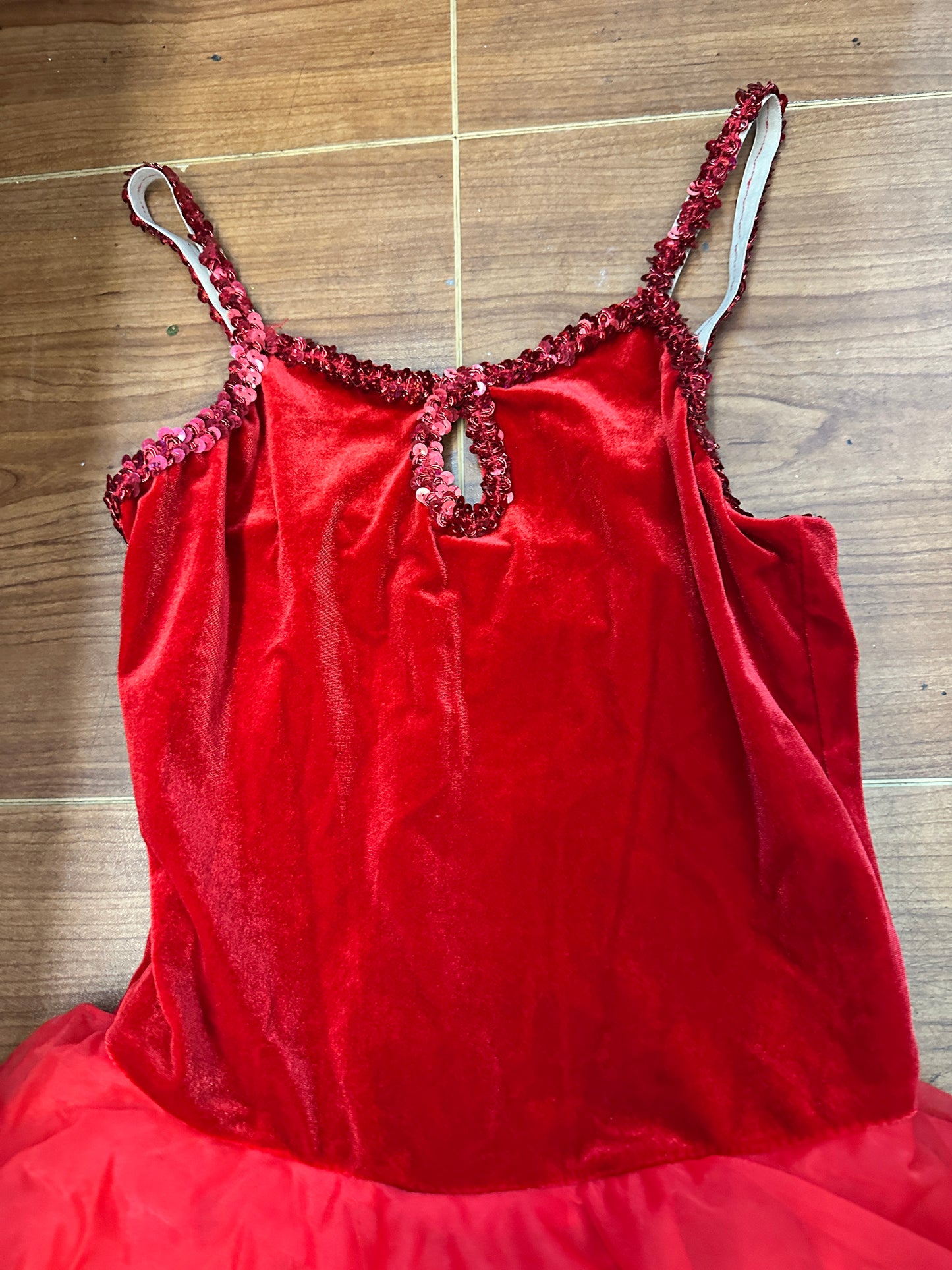 Pre-Owned Costume Medium Adult Red Revolution 761 Lyrical Ballet Contemporary Velvet Sequin Dress