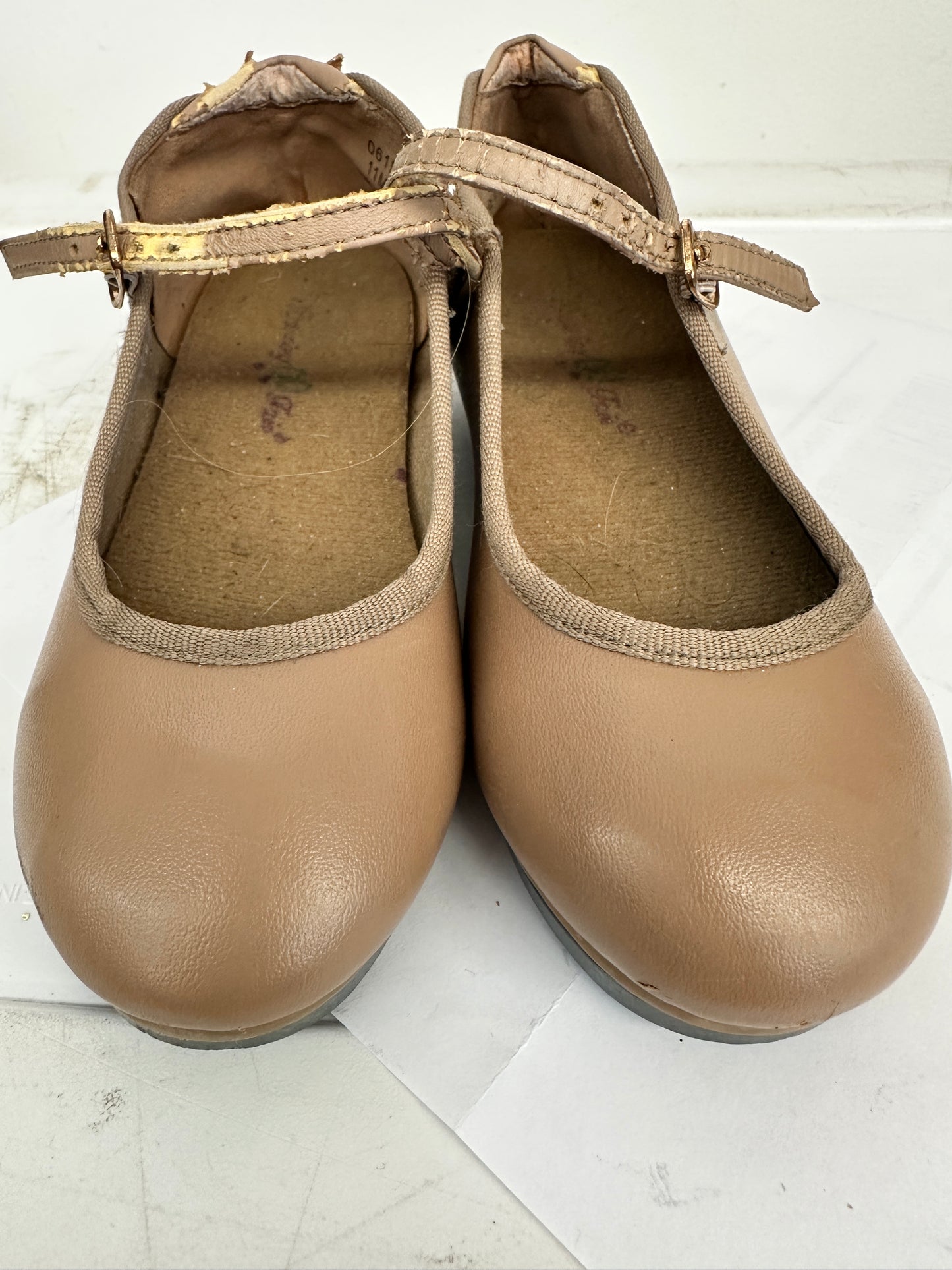 Pre-Owned Tap Shoes Danshuz 753 Little Kids 11M Tan Mary Jane Buckle