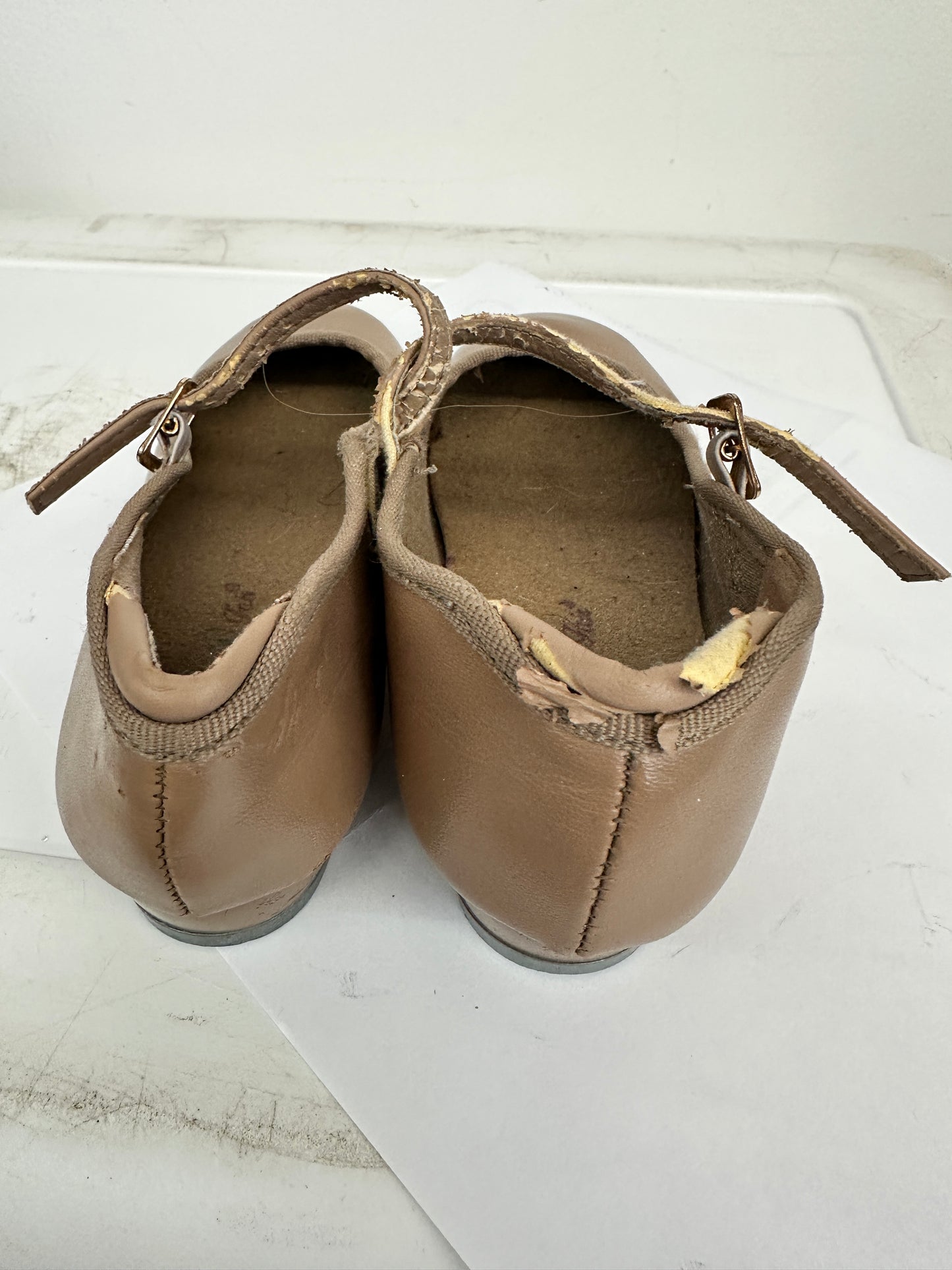 Pre-Owned Tap Shoes Danshuz 753 Little Kids 11M Tan Mary Jane Buckle