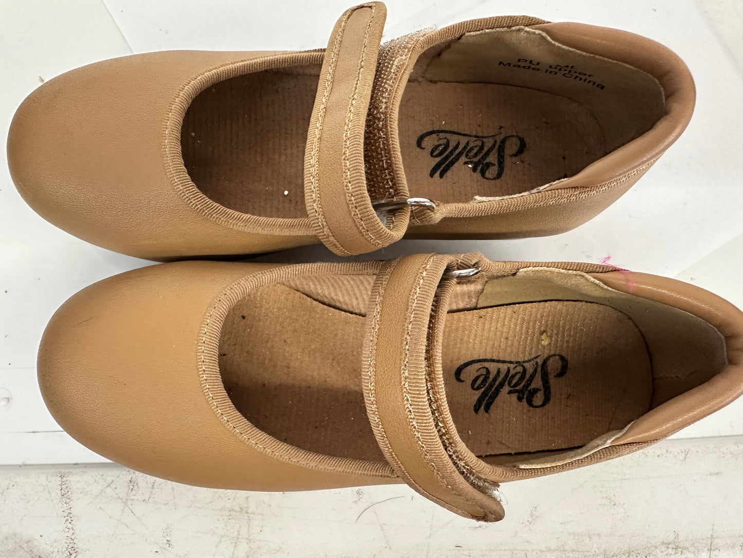 Pre-Owned Dance Tap Shoes Stelle Kids 12M Mary Jane easy Strap Tan