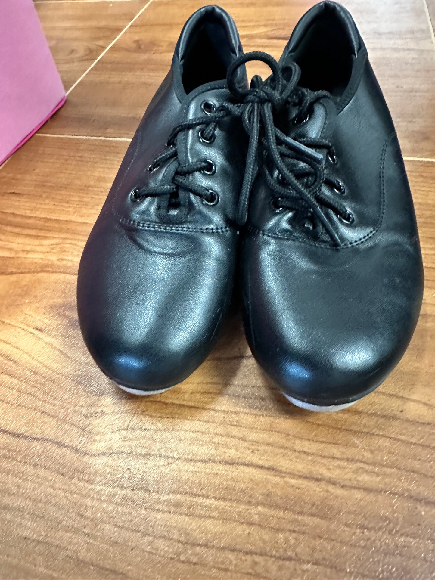 Pre-Owned Tap Shoes 2M Oxford Man Made Student Black