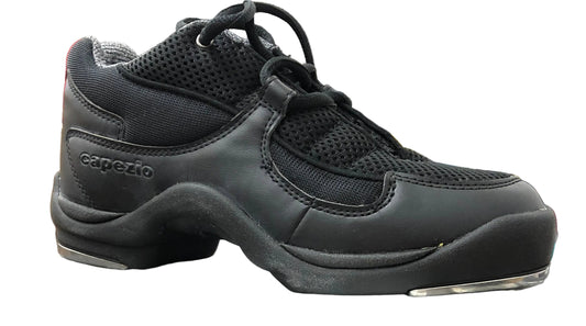 New Closeout Tap Sneakers Capezio DS08 Size 6.5M