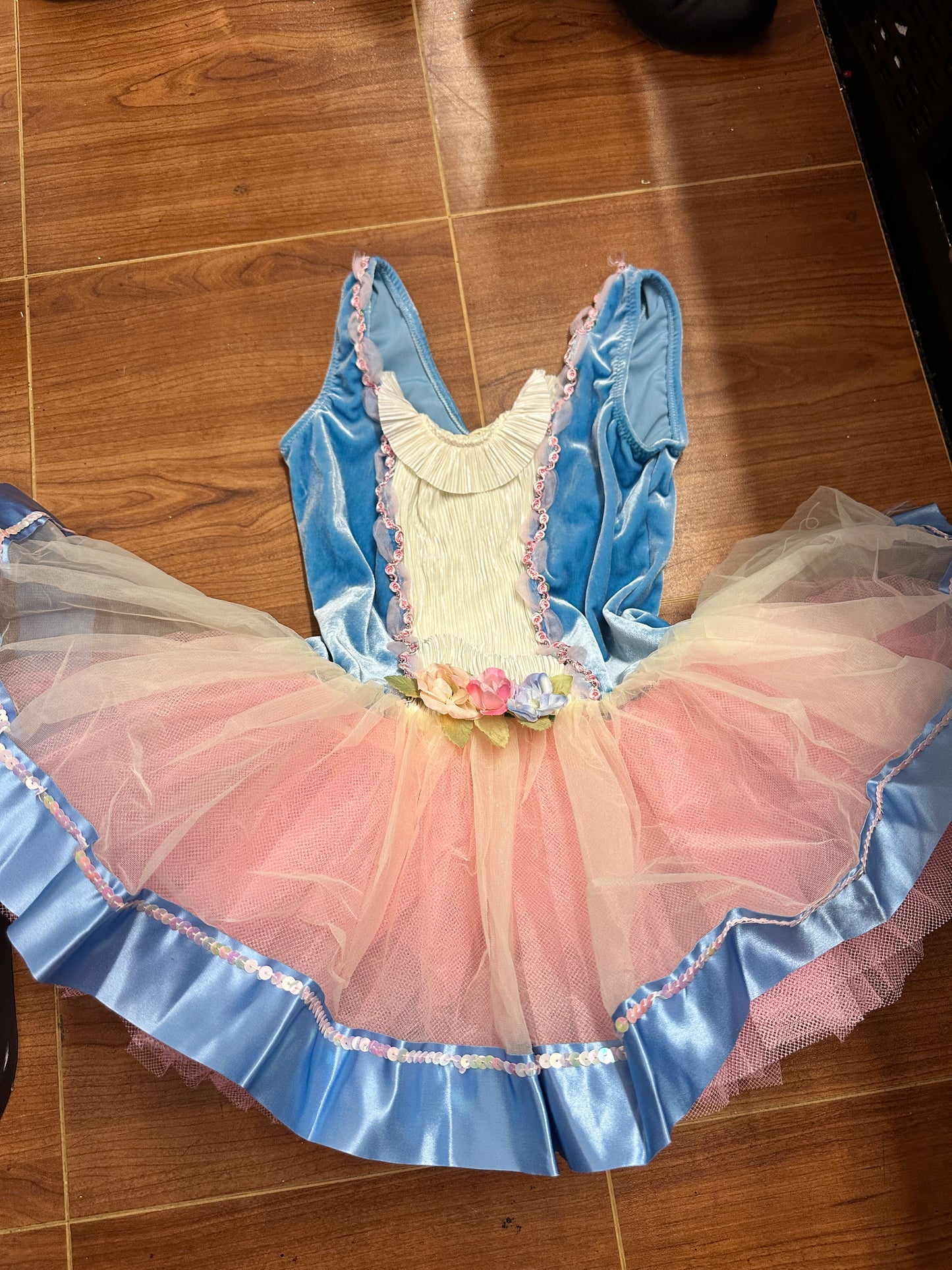 Pre-Owned Costume Large Child Blue Curtain Call E1882 Ballet Pointe YAGP Tutu Sequin