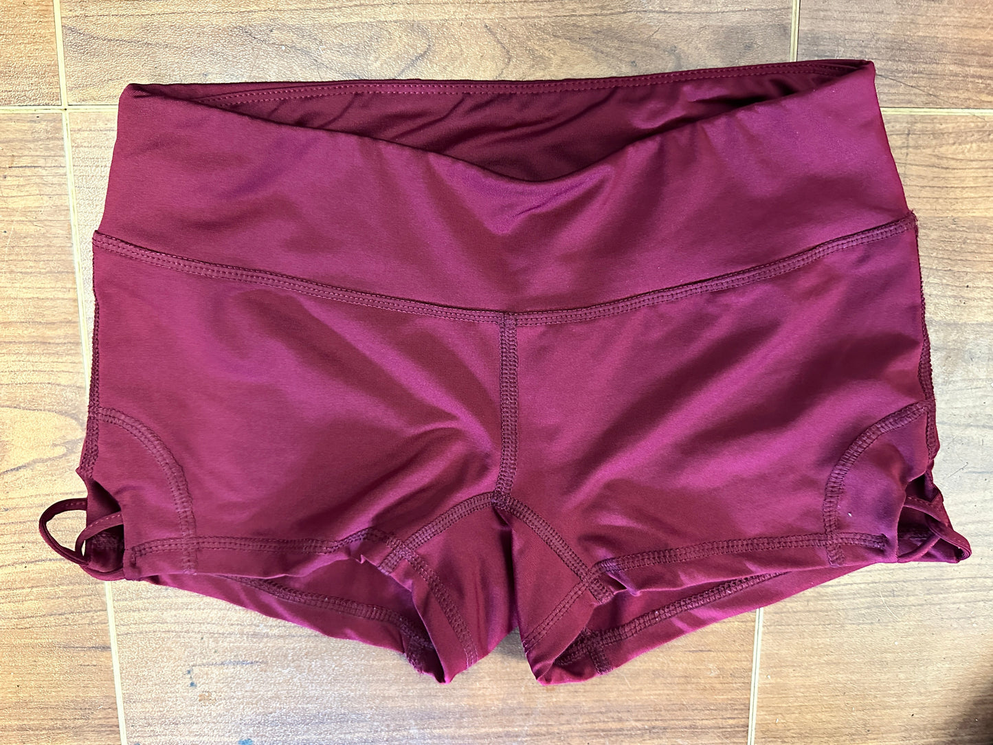 Pre-Owned Shorts Small Adult Burgundy Strappy Sides Jazz Tap Modern