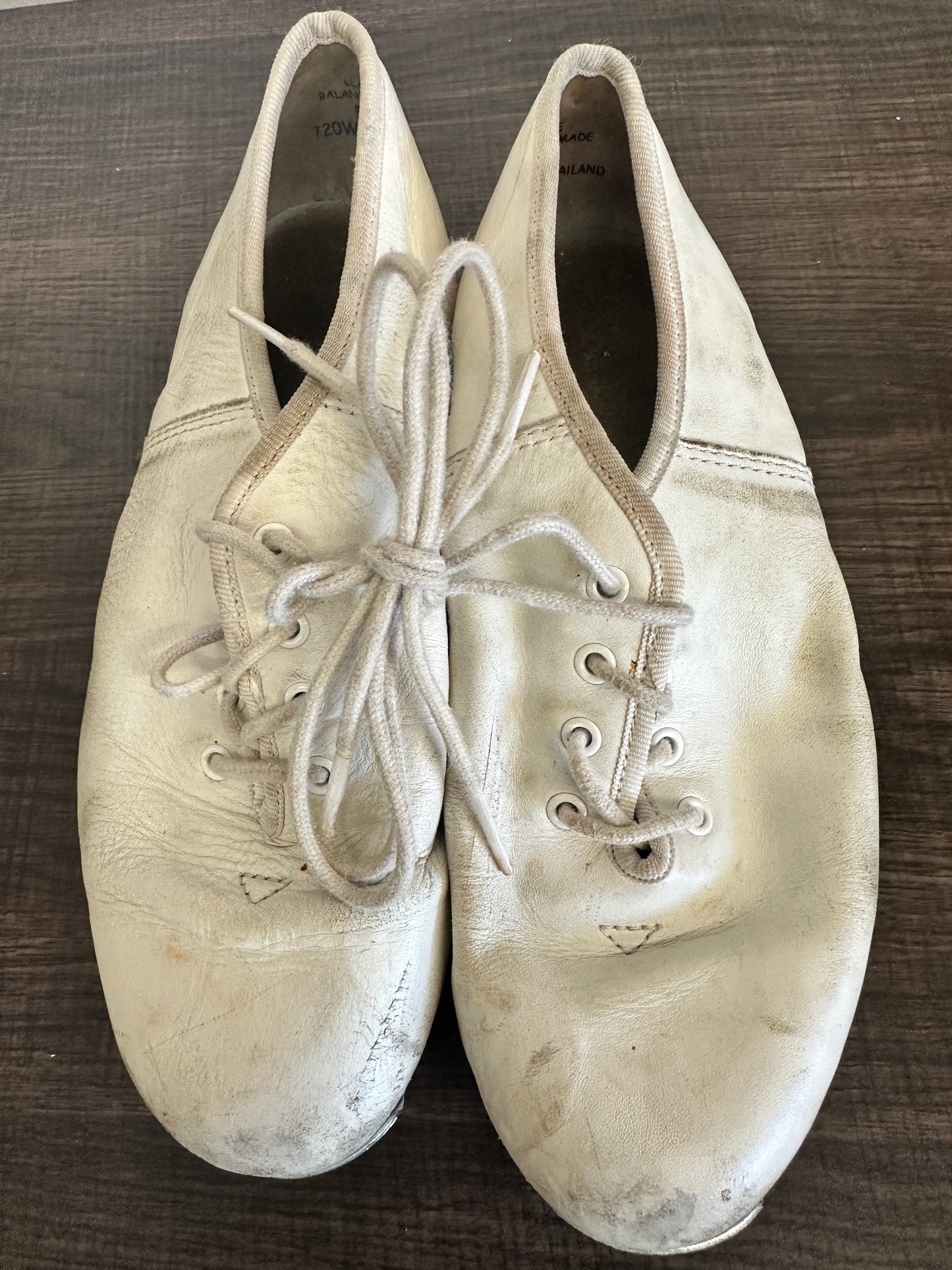 Pre-Owned Buck Clogging Shoes Steven Stompers 5.5M White Oxford Split Sole Buck Taps