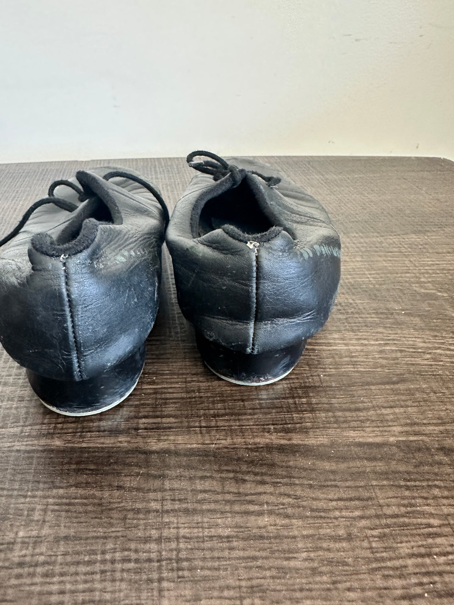 Pre-Owned Clogging Tap Shoes Steven Stompers Adult 6M Buck Leather Split Sole