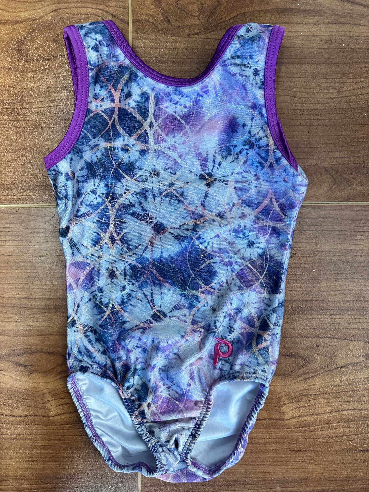 Pre-Owned Gymnastics Plum Lavender Flower Small Child Acro