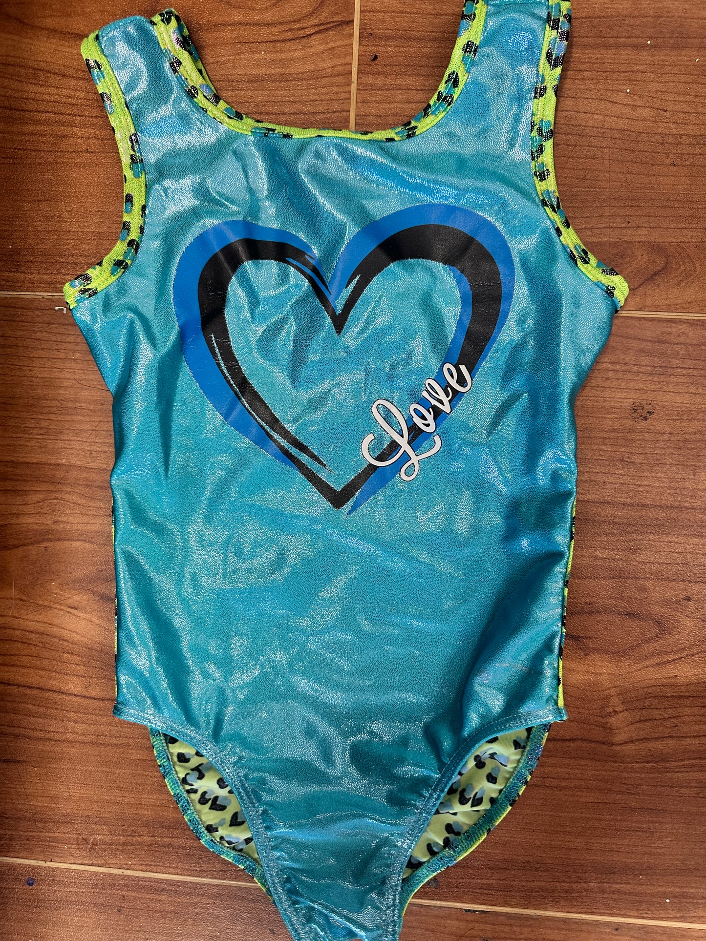 Pre-Owned Gymnastics Destira Heart Love Small Child 6x-7 Cheetah Acro