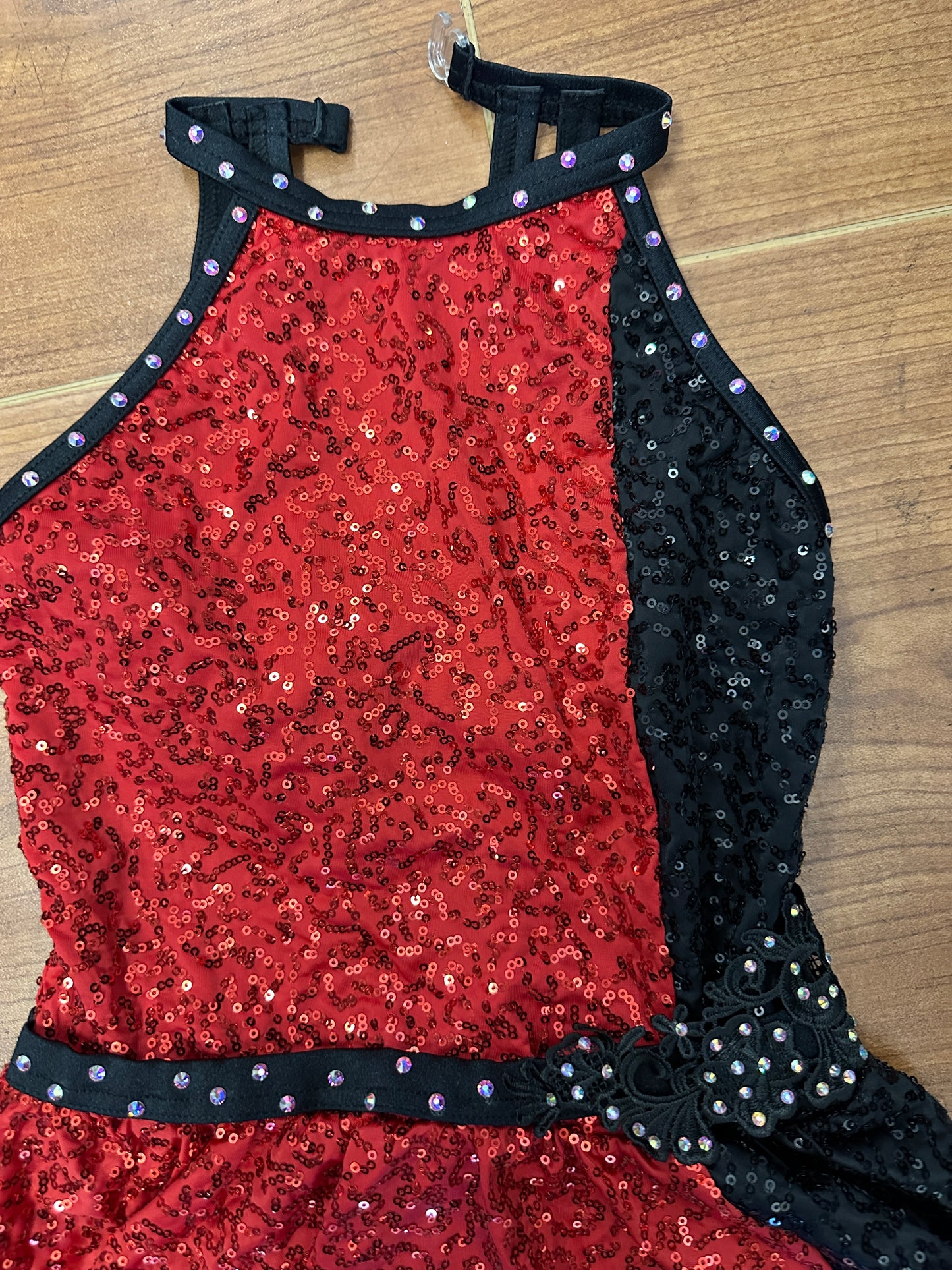 Pre-Owned Costume Weissman 15712 Medium Child Red ADDED STONES Jumpsuit Jazz Tap Sequins