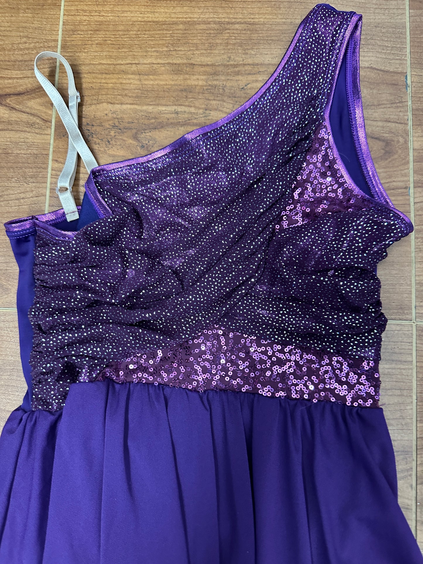 Pre-Owned Costume Medium Adult Purple Curtain Call R1441 Ballet Lyrical Contemporary Glitter Flowy Sequin