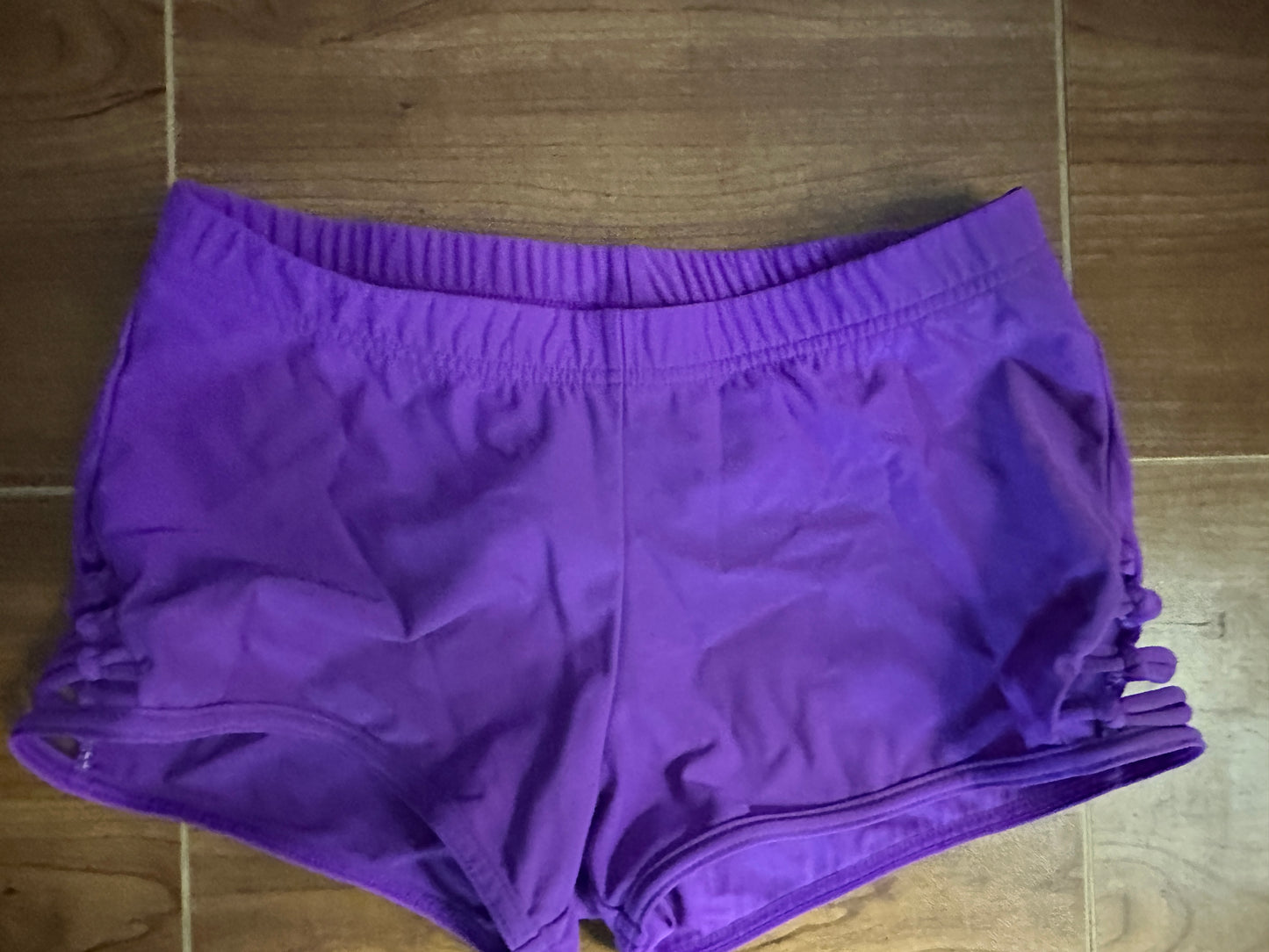 Pre-Owned Shorts Capezio Diamond Sides Dark Pink Small Adult Jazz