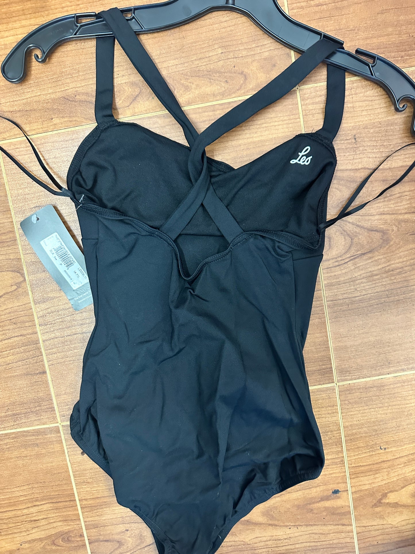 NEW Leotard Leo's Dancewear Petite Adult Black Lycra Twist Back Ballet Jazz Modern