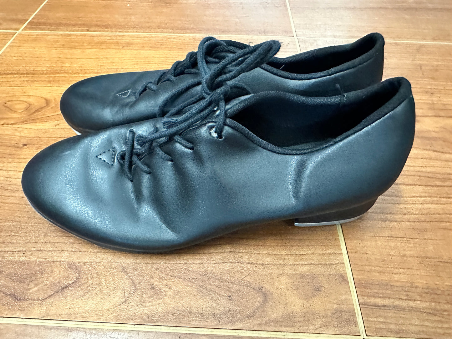 Pre-Owned Tap Shoes SoDanca Adult 5M Oxford Leather Lace Up Student