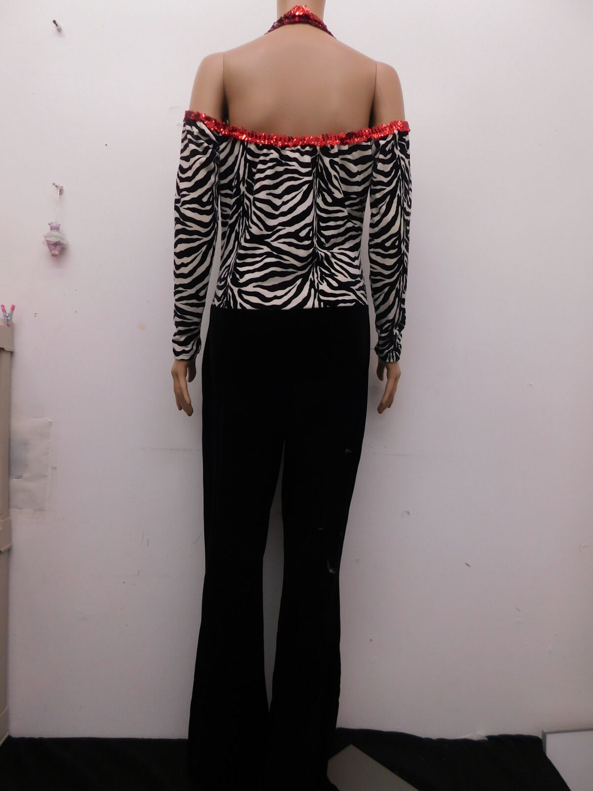 Pre-Owned Costume Dansco   Large Adult Red  Jazz