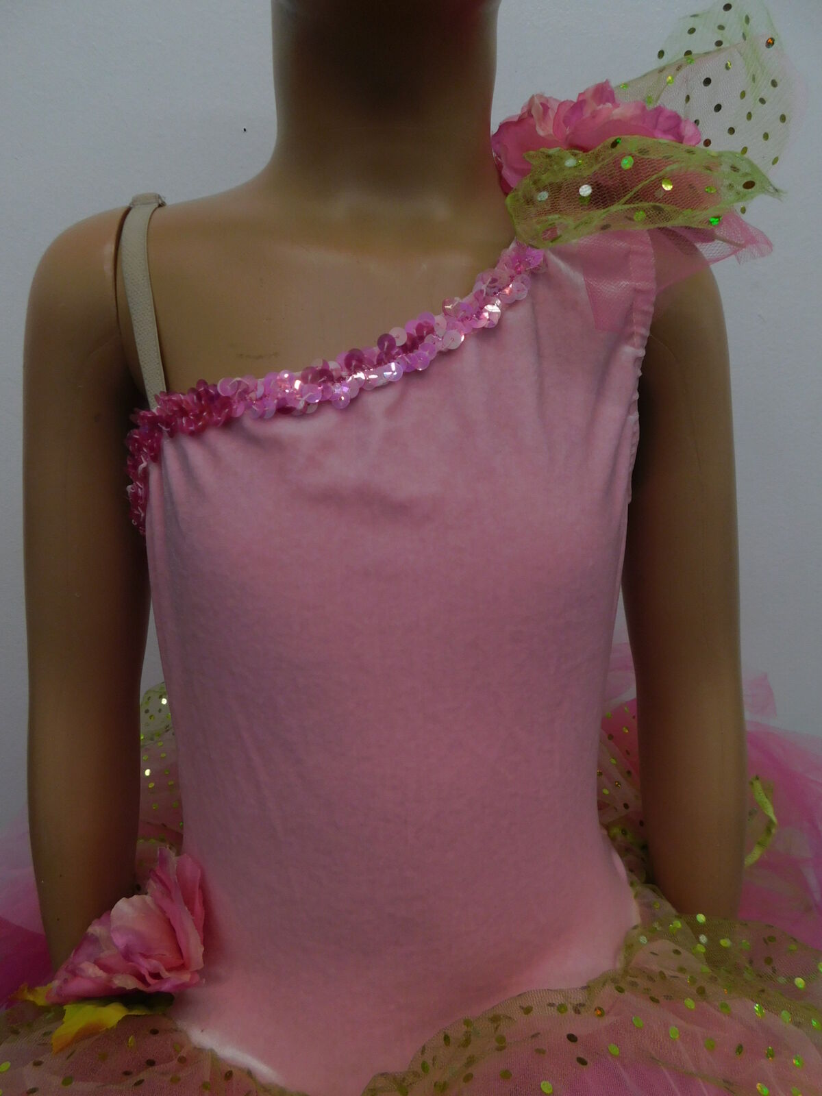 Pre-Owned Costume AWCT  15937 Intermediate Child Light Pink  Ballet