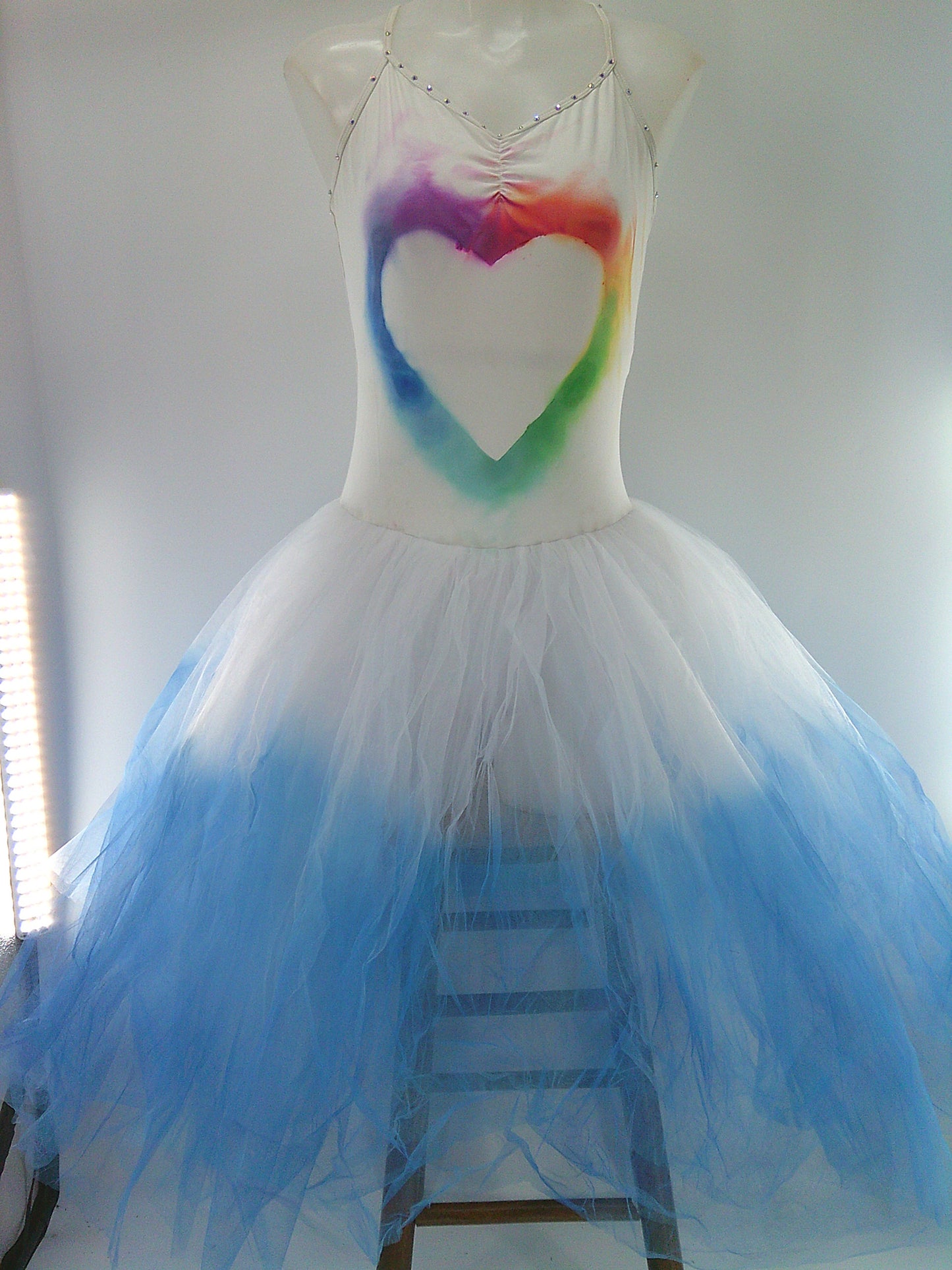 Pre-Owned Costume Revolution  RC19745 Large Adult  White Ombre Heart Ballet Rhinestones