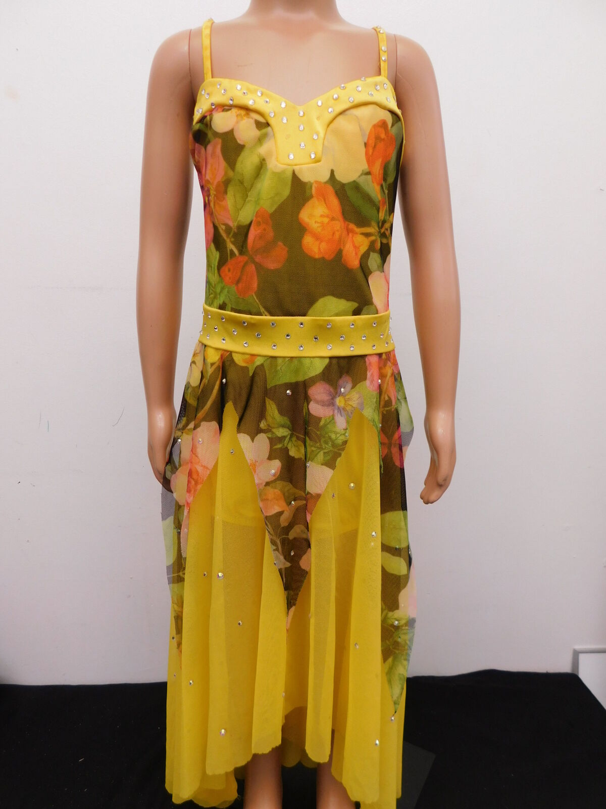 Pre-Owned Costume Kelle   Large Child Yellow Flowy Dress Lyrical Stones